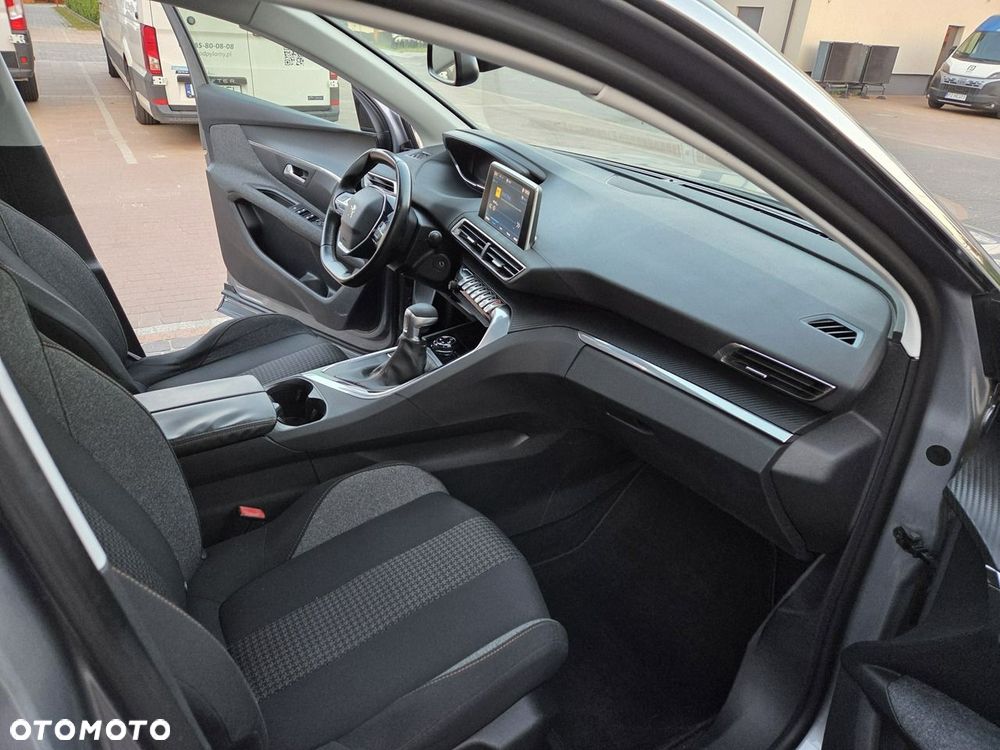 Peugeot 3008 - 15