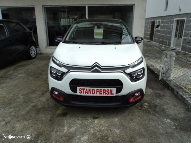 Citroën C3 1.2 PureTech Shine - 1