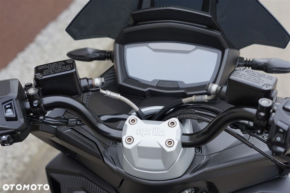 Aprilia SR - 17