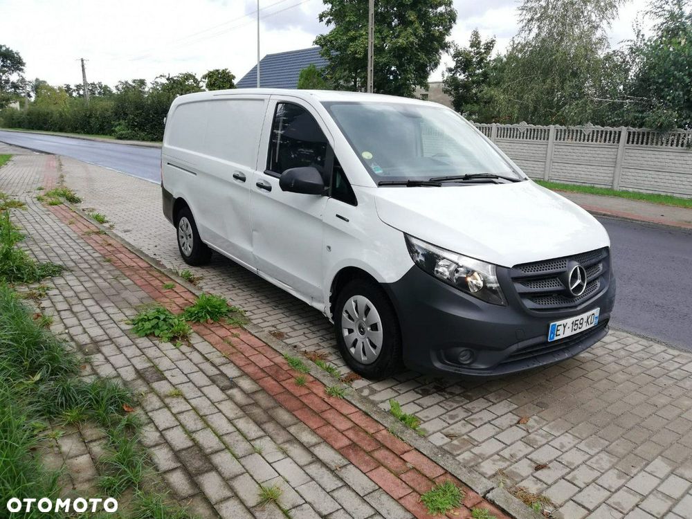 Mercedes-Benz Vito - 11