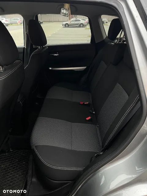Suzuki Vitara 1.6 Comfort 2WD - 10