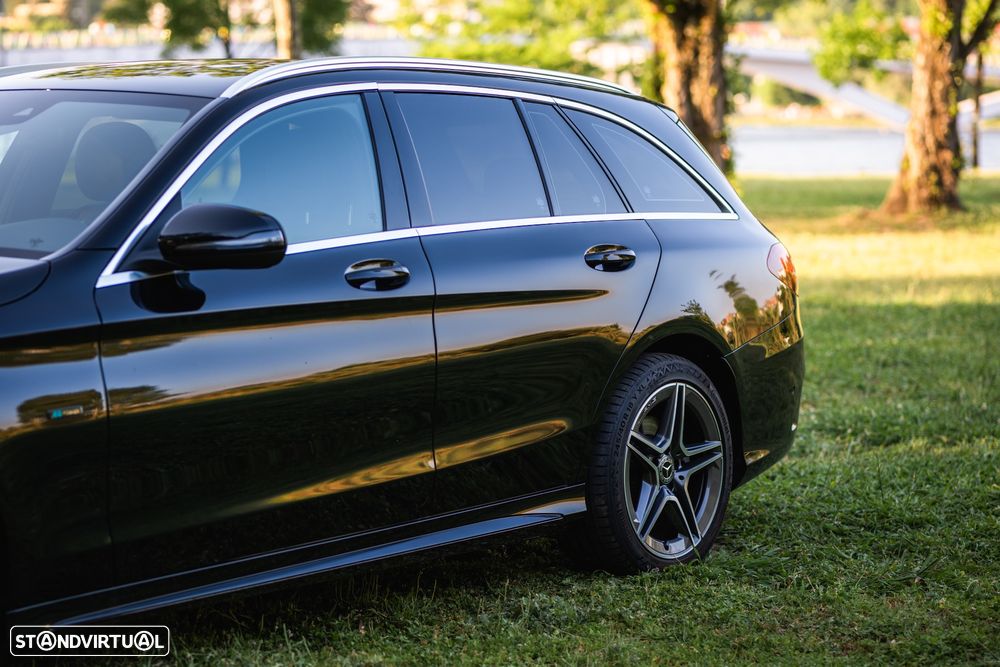 Mercedes-Benz C 300 de AMG Line - 17