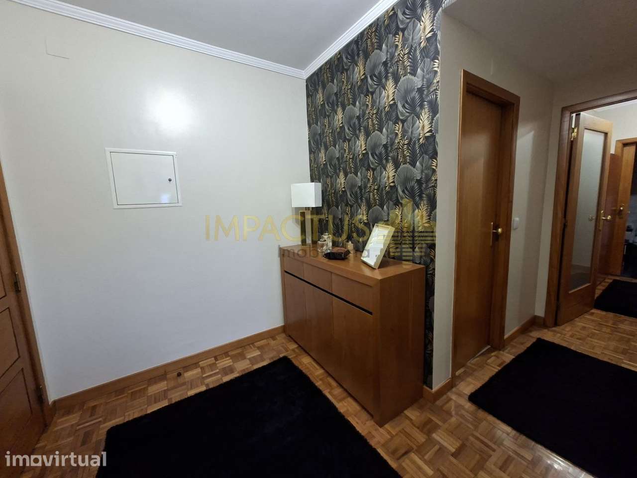 Apartamento T2 com 2 lugares garagem - Grande imagem: 2/29