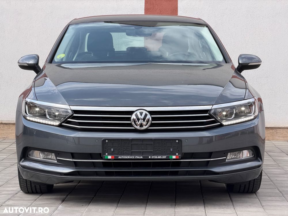 Volkswagen Passat 1.6 TDI SCR DSG Comfortline - 3