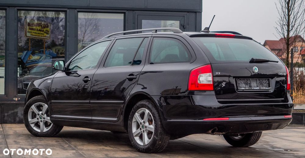 Skoda Octavia 2.0 TDI DPF Elegance - 16