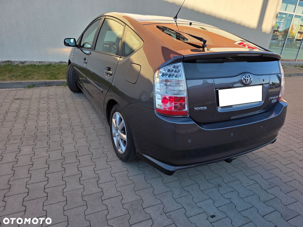 Toyota Prius 1.5 VVT-i Prestige - 12
