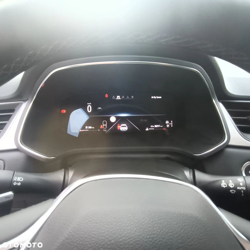 Renault Captur - 24