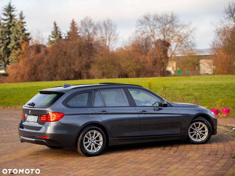 BMW Seria 3 318d Blue Performance - 10