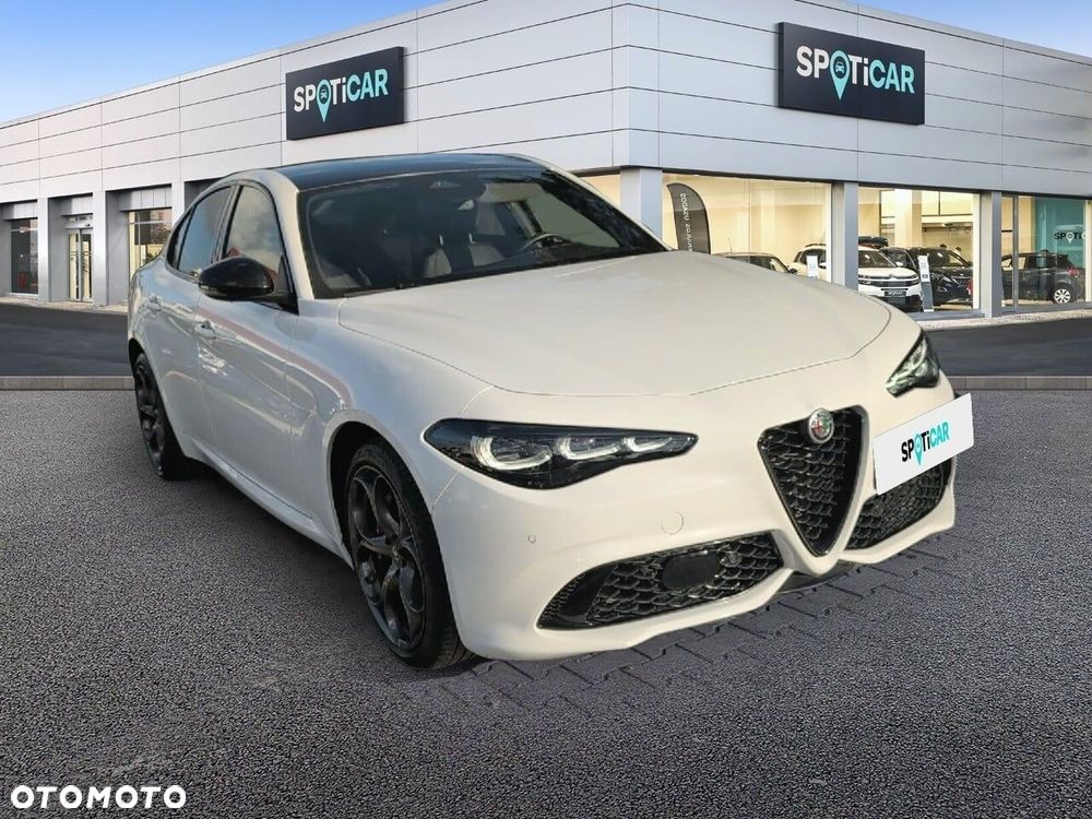Alfa Romeo Giulia 2.0 Turbo 16V AT8-Q4 Ti - 3