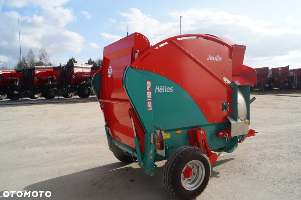 Inny Ścielarka – Paszowóz półzawieszany JEULIN Helios 3m3 - 8