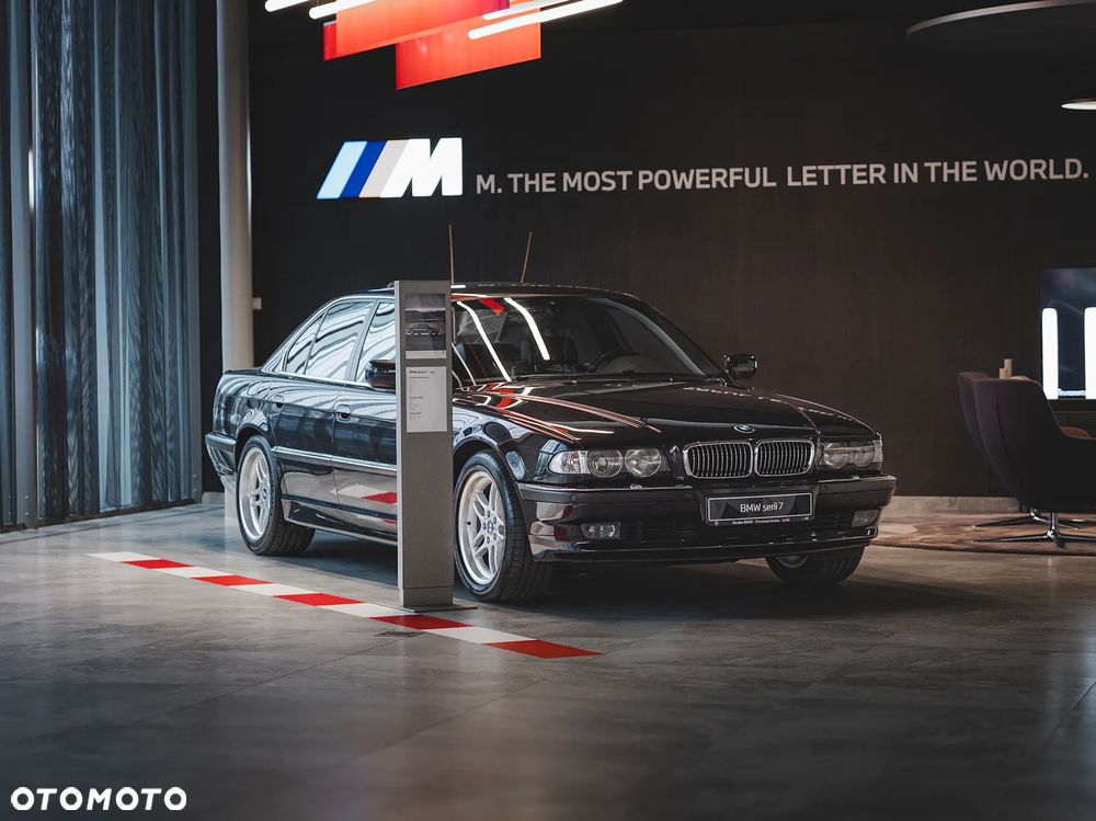 BMW Seria 7 - 1