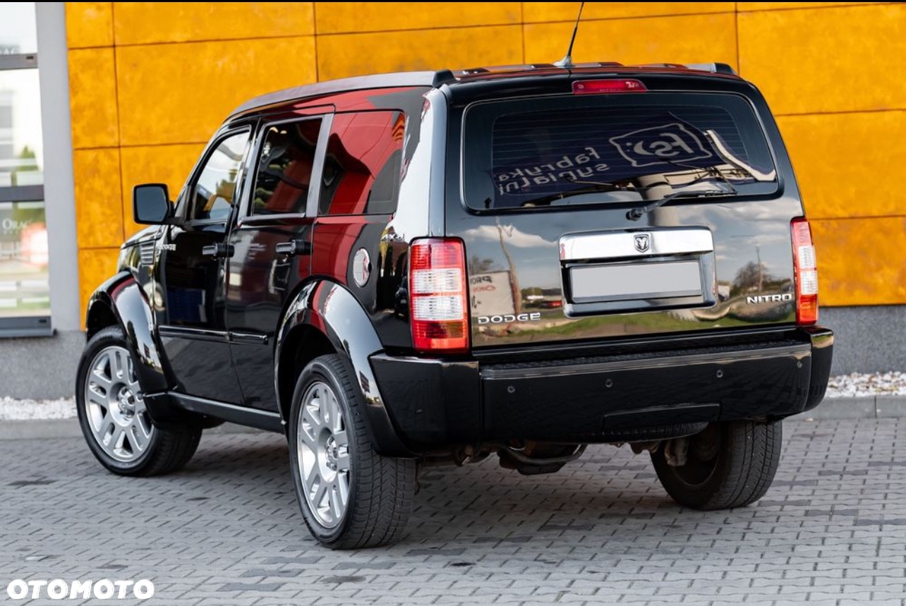 Dodge Nitro 4.0 V6 RT - 15
