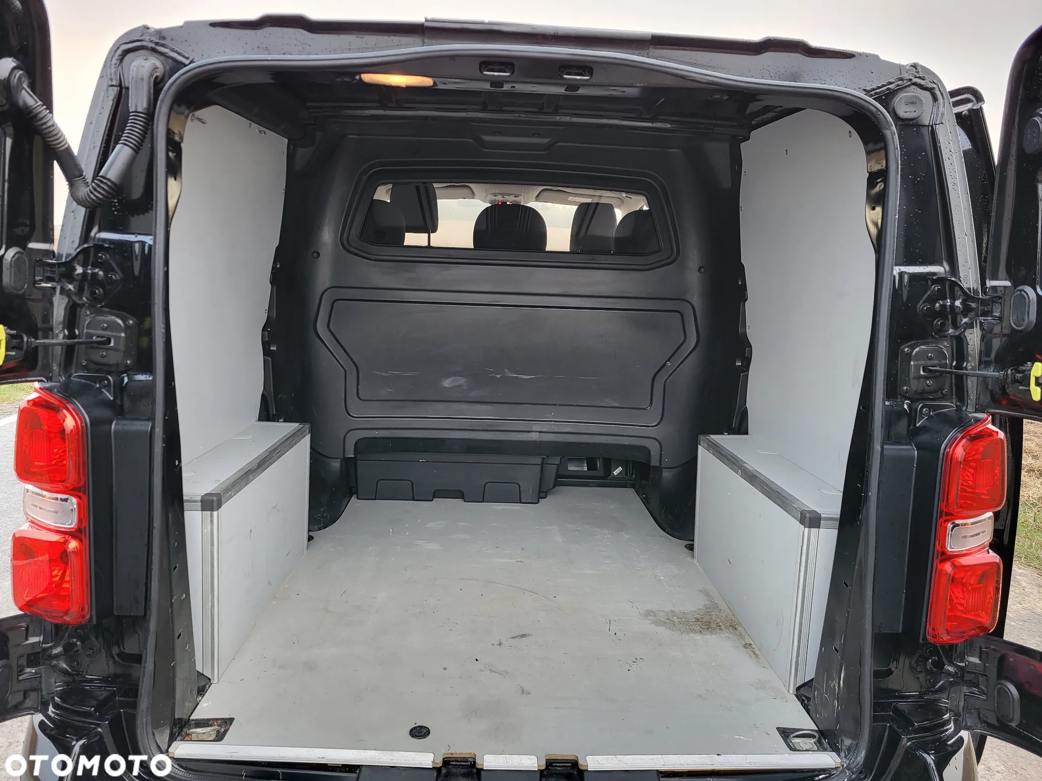 Peugeot Expert 2.0 BlueHDi 180 L2 EHZ EAT8 - 6