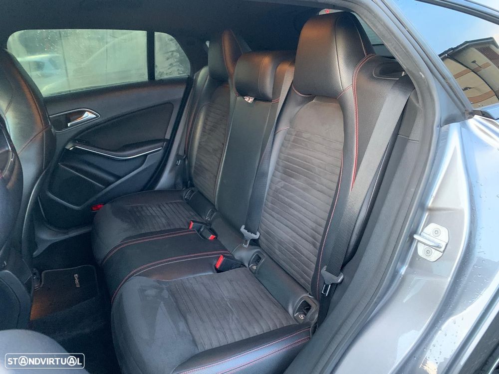 Mercedes-Benz CLA 180 - 14