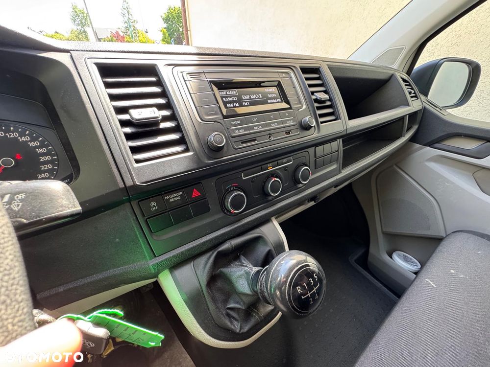 Volkswagen Transporter T6 - 13