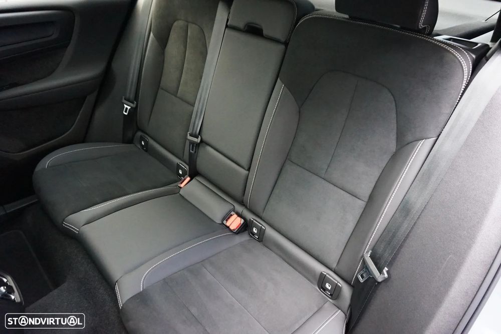 Volvo C40 Recharge Twin Motor Ultimate - 21