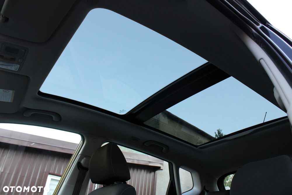 Kia Venga 1.6 CVVT Fifa World Cup Edition - 28