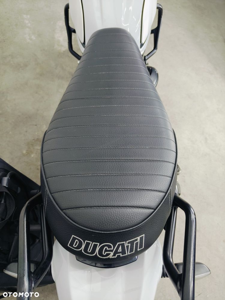 Ducati Scrambler - 15