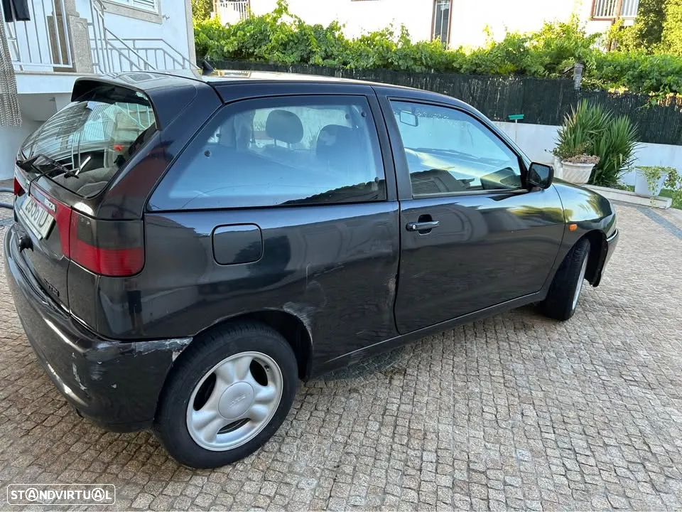 SEAT Ibiza - 4