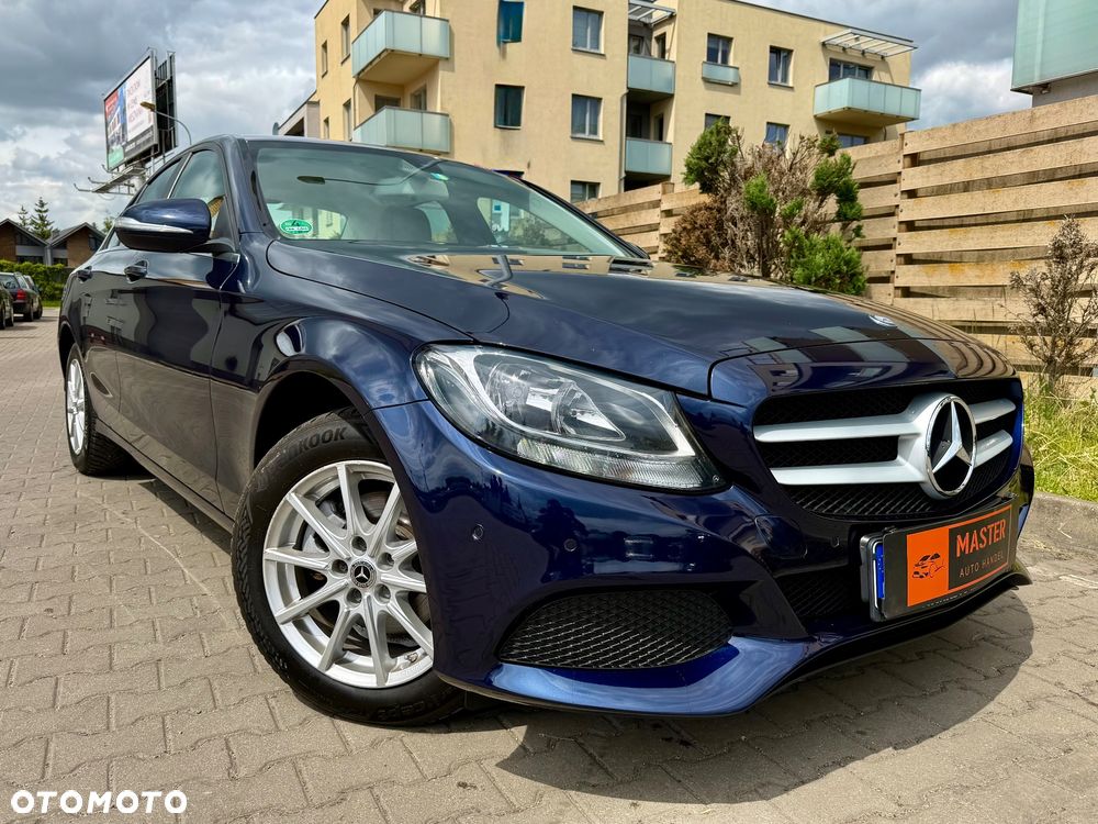 Mercedes-Benz Klasa C 180 7G-TRONIC - 37