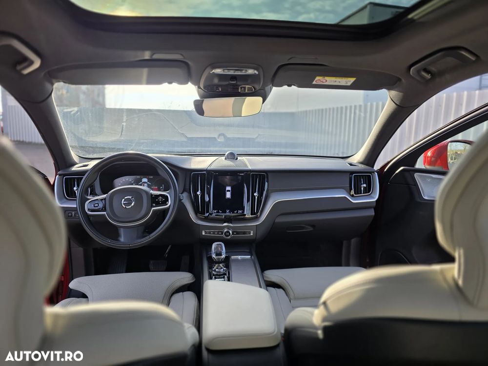 Volvo XC 60 T6 AWD Recharge Geartronic Inscription - 31