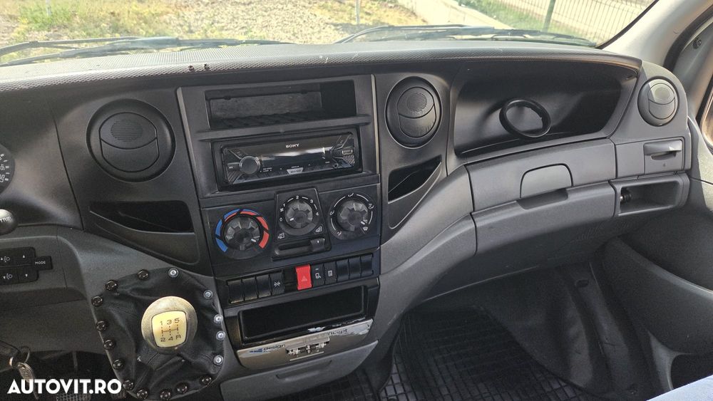 Iveco 35C12 cu platforma si obloane 4.8m - 8