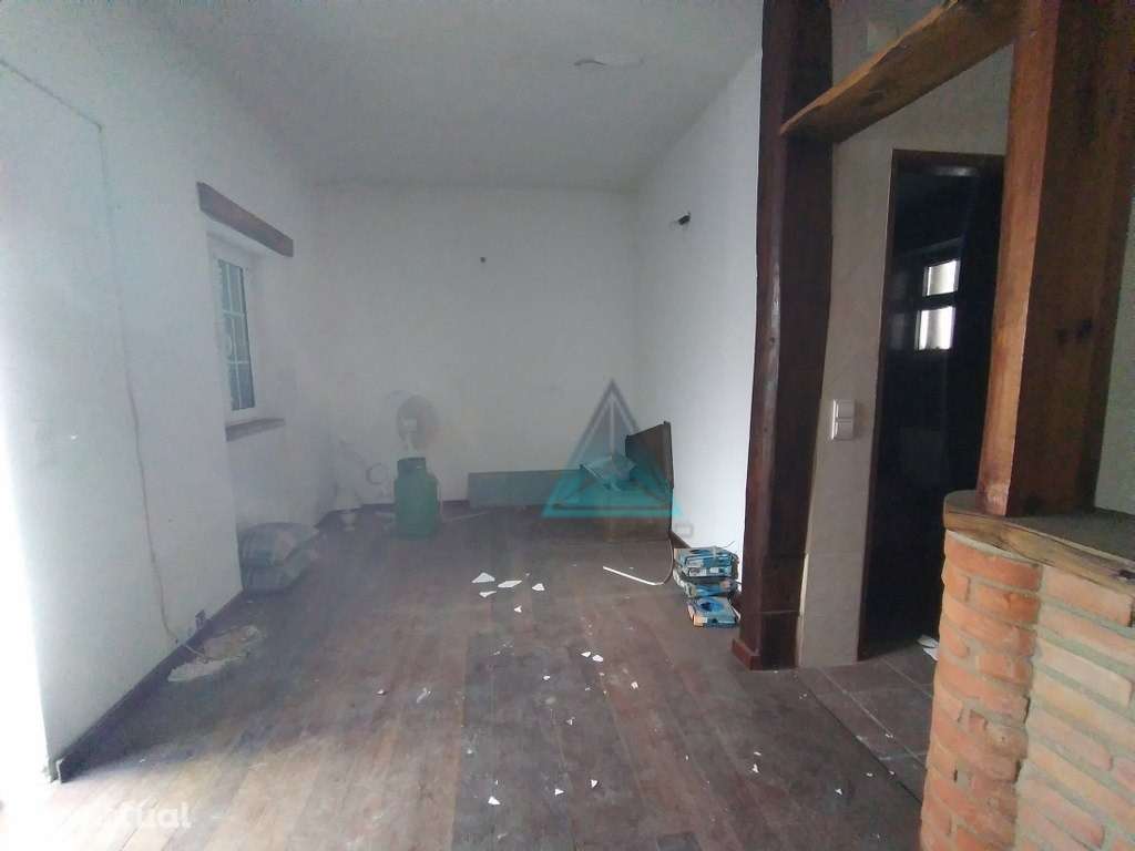 Moradia Térrea em banda situada na Torre da Marinha - Oportunidade ... - Grande imagem: 2/13