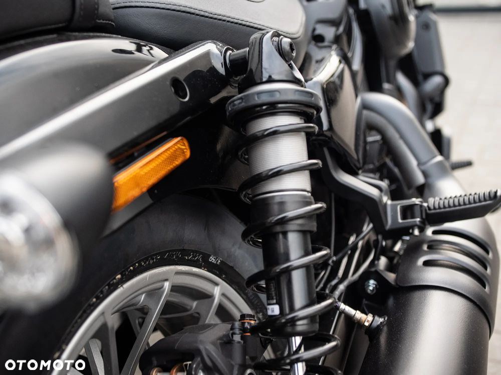 Harley-Davidson Sportster Nightster 975 - 13