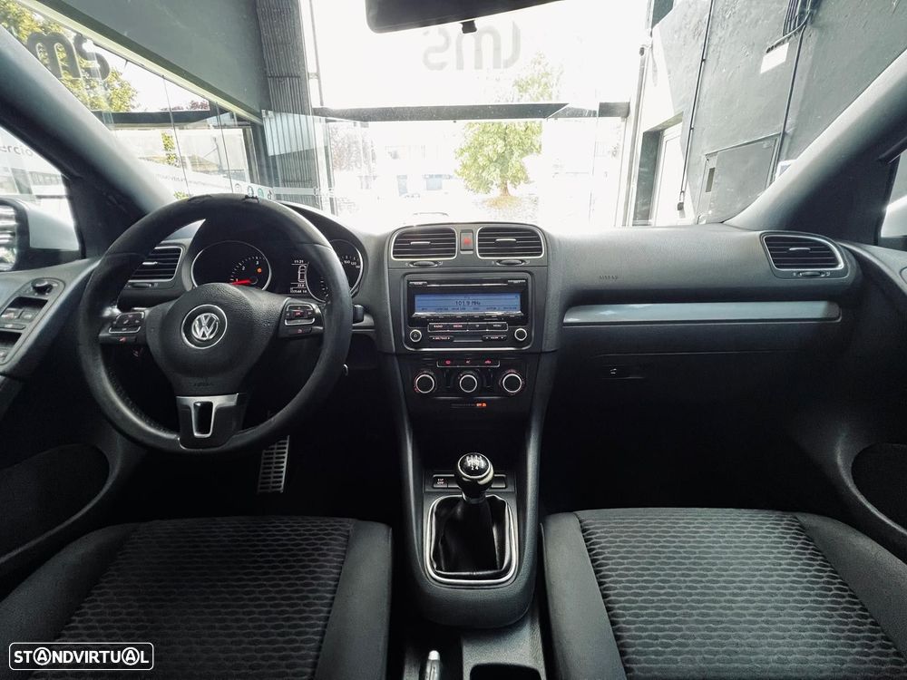 VW Golf 1.6 TDi Confortline - 21