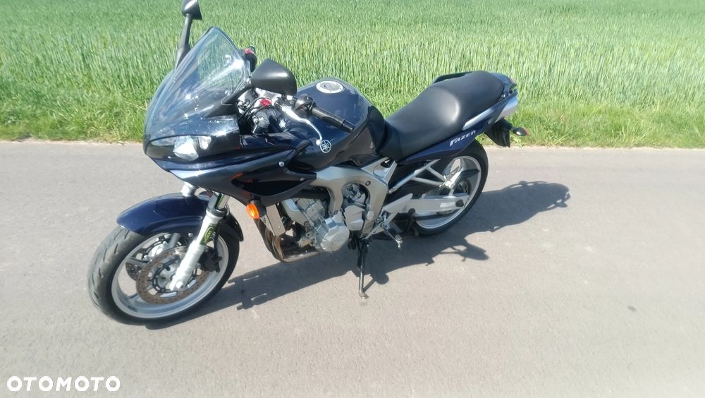 Yamaha FZ6 - 1