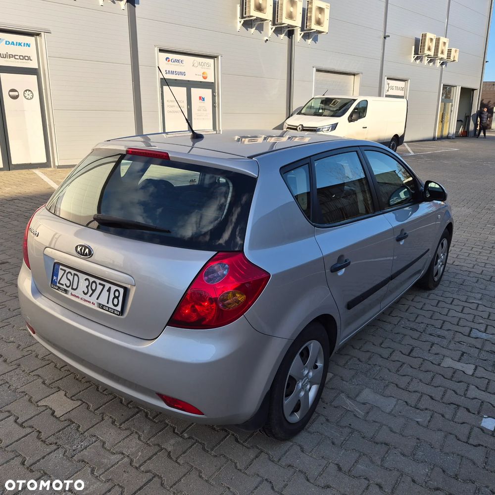 Kia Ceed 1.4 Comfort + - 3