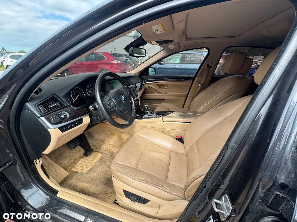 BMW Seria 5 535i - 13