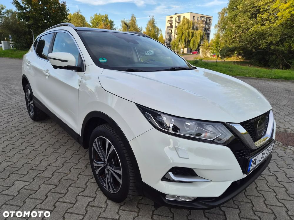 Nissan Qashqai 1.6 DIG-T N-Connecta - 2