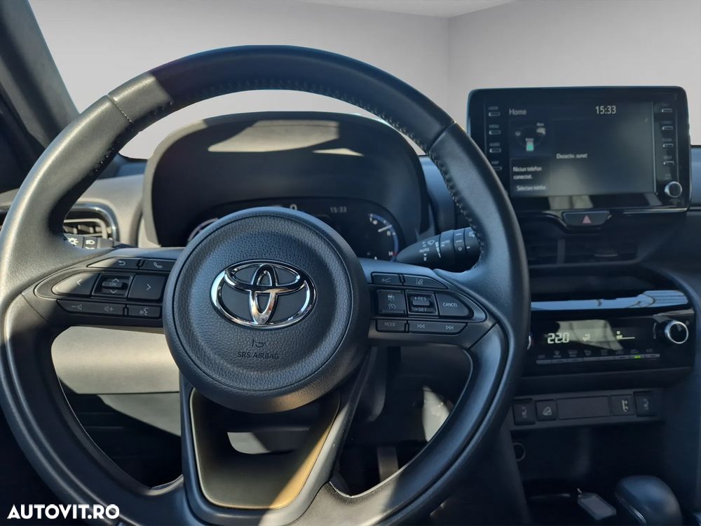 Toyota Yaris Cross - 13