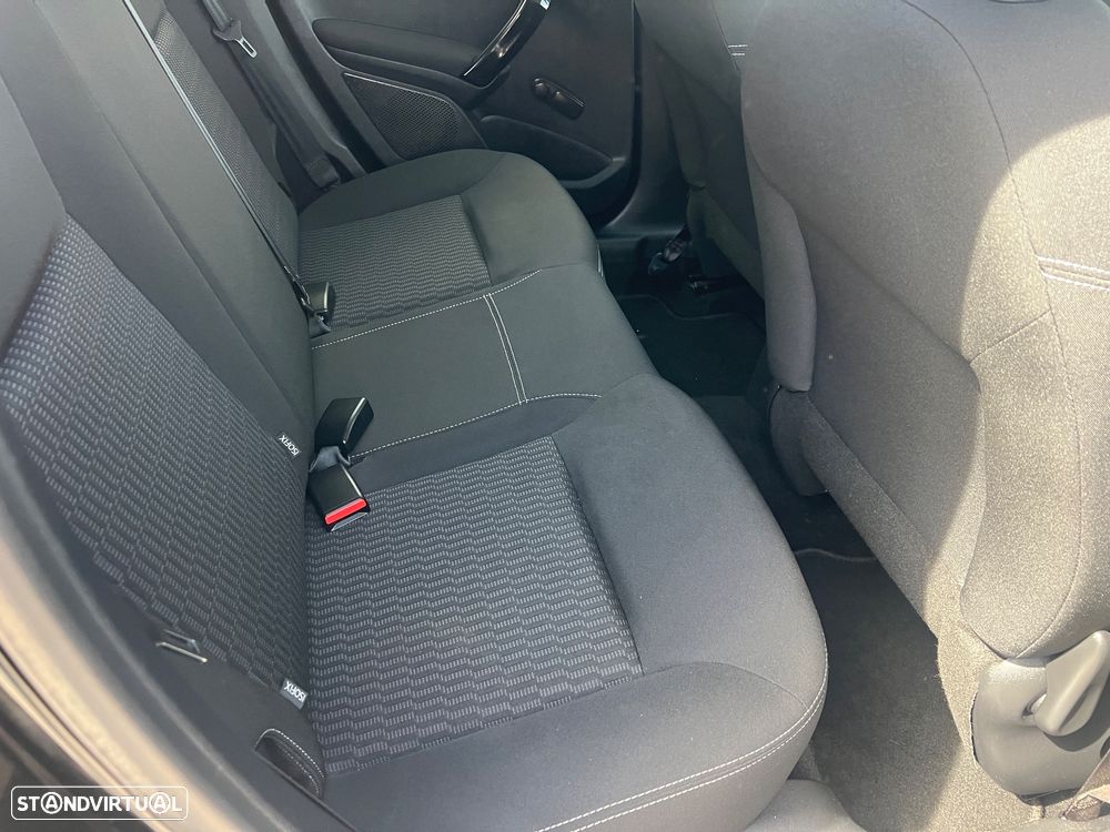 Peugeot 208 1.2 PureTech Style - 35