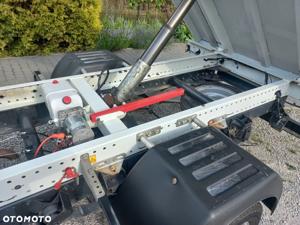 Iveco 35C15 wywrotka kiper 3.0 HPI - 15