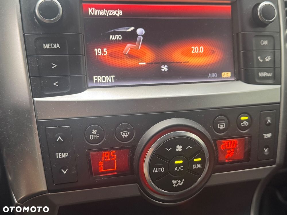Toyota Verso 1.8 Prestige EU5 7os - 29
