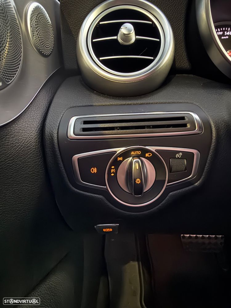 Mercedes-Benz C 250 d 9G-TRONIC Night Edition - 11