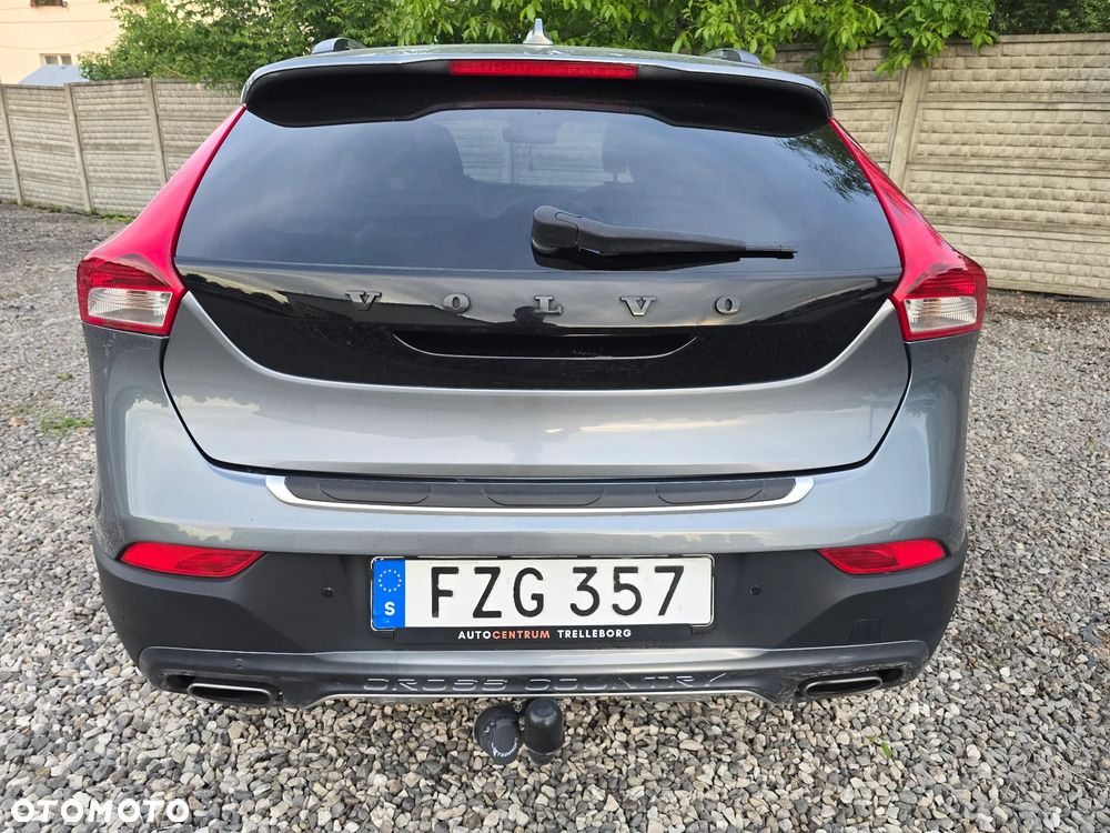 Volvo V40 Cross Country D2 Geartronic Summum - 17