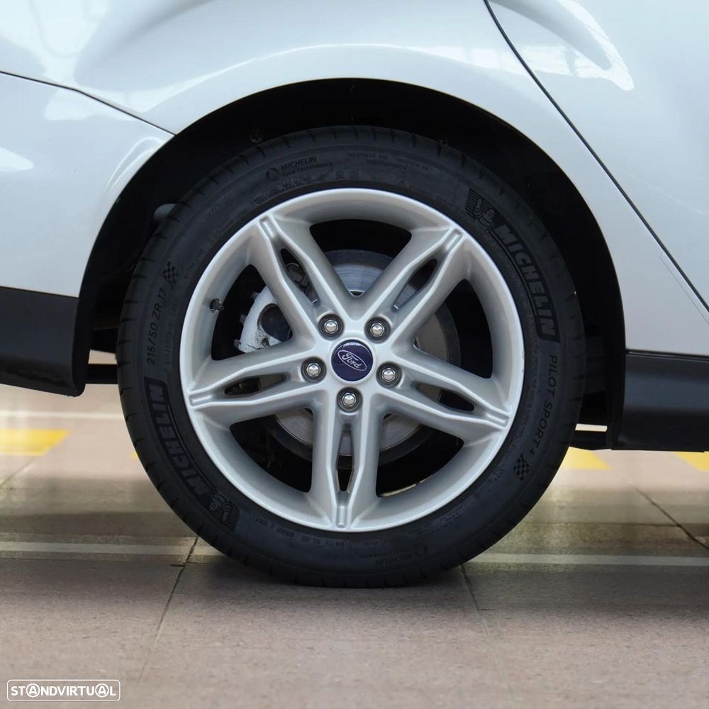Ford Focus SW 1.0 EcoBoost Active - 53