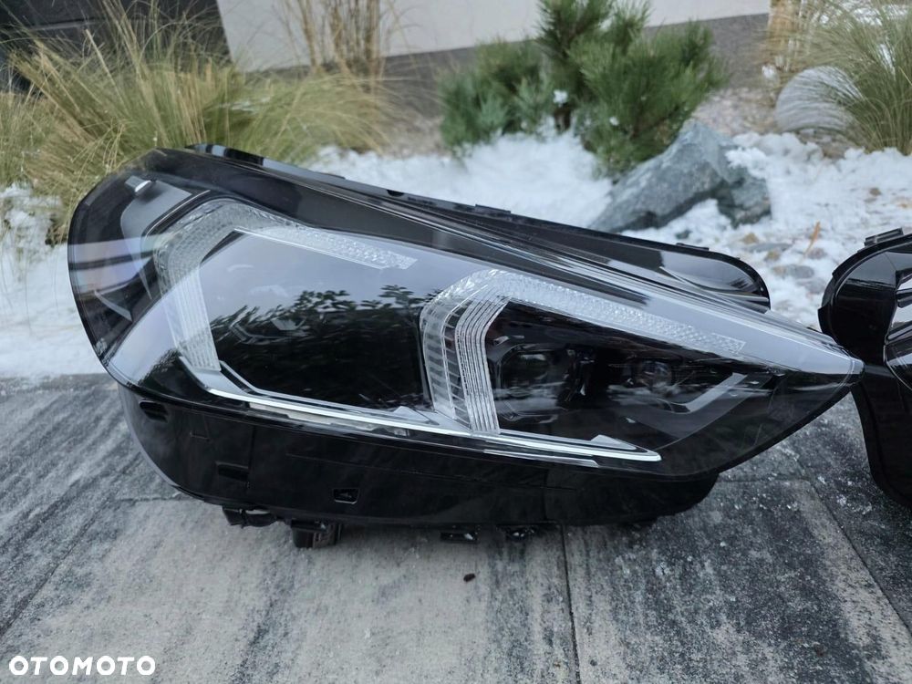 BMW X1 U11 Lampy przód Full Led Adaptive 5A5BD47-02 5A5BD48-02 Srebne - 3