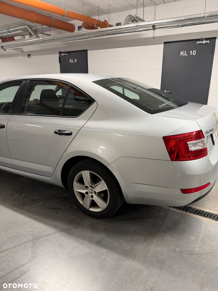 Skoda Octavia 1.6 TDI Active - 16