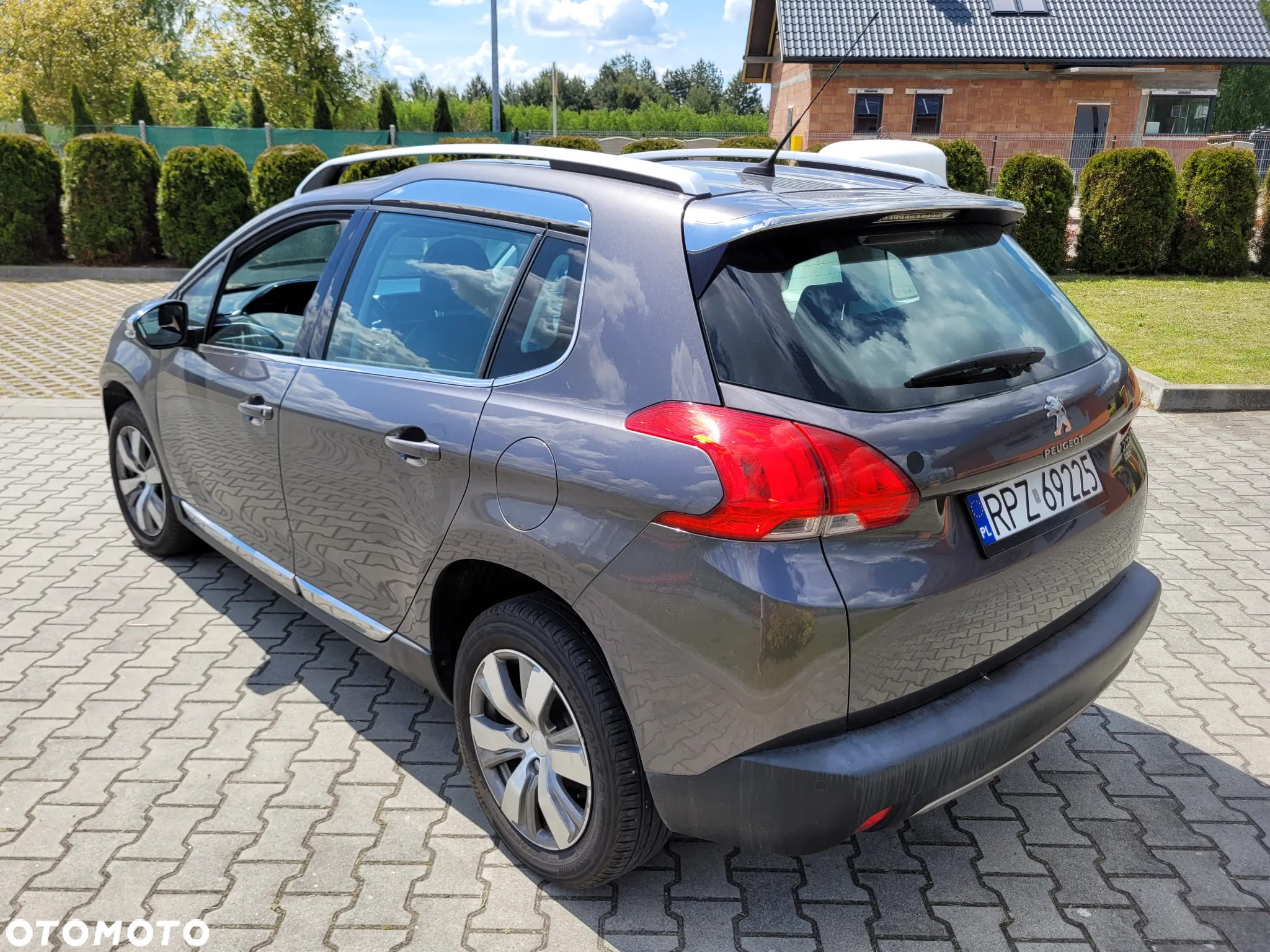 Peugeot 2008 1.6 e-HDi Active S&S - 26