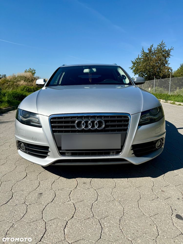 Audi A4 - 1