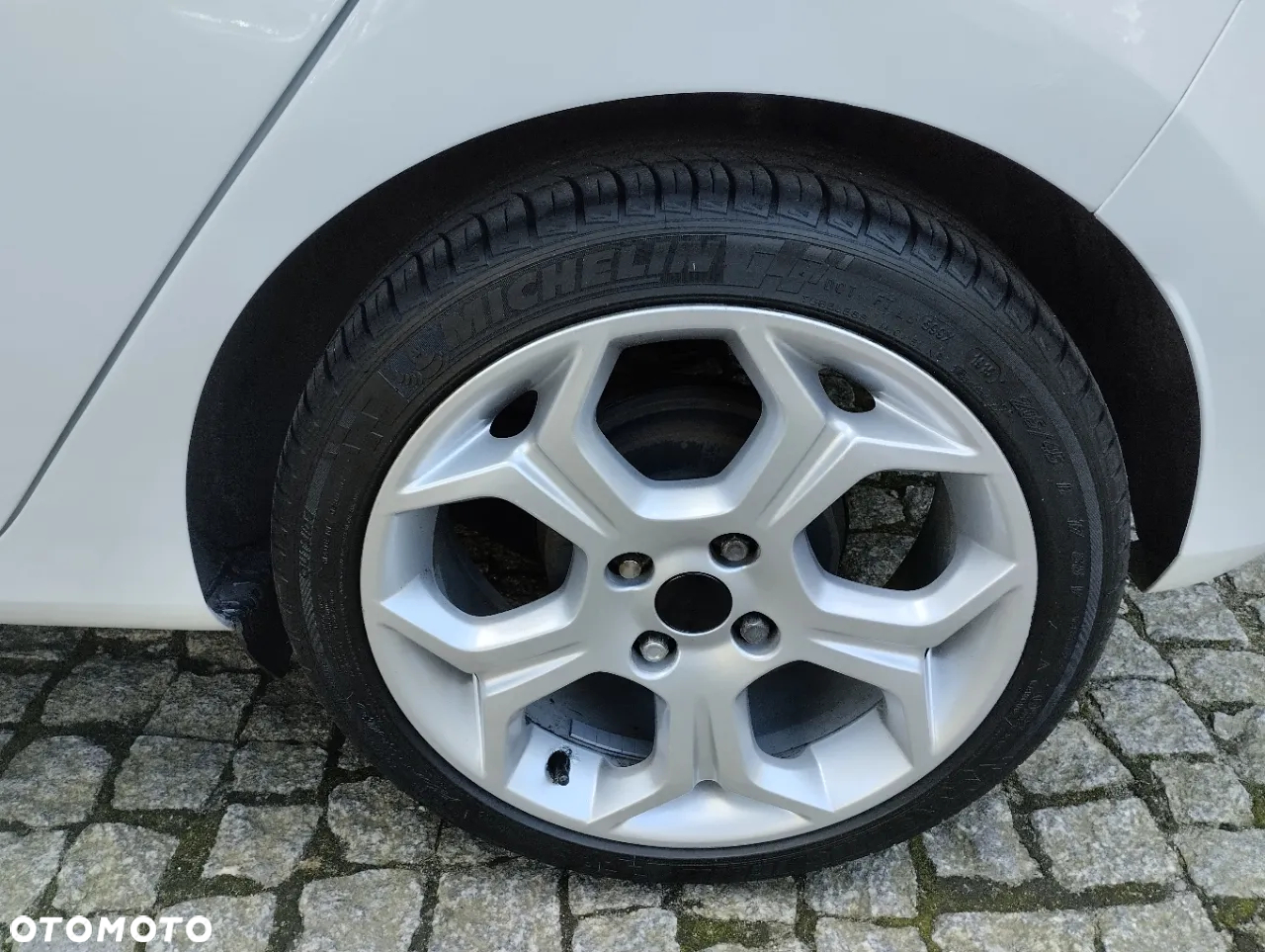 Ford Fiesta 1.1 S&S COOL&CONNECT - 34