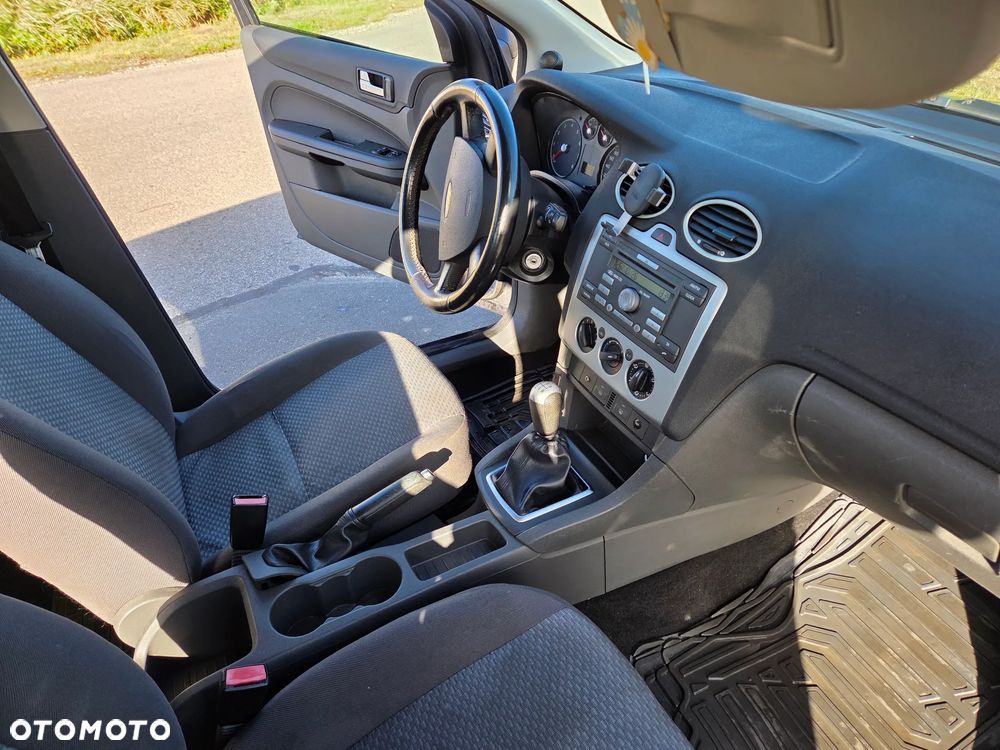 Ford Focus - 18