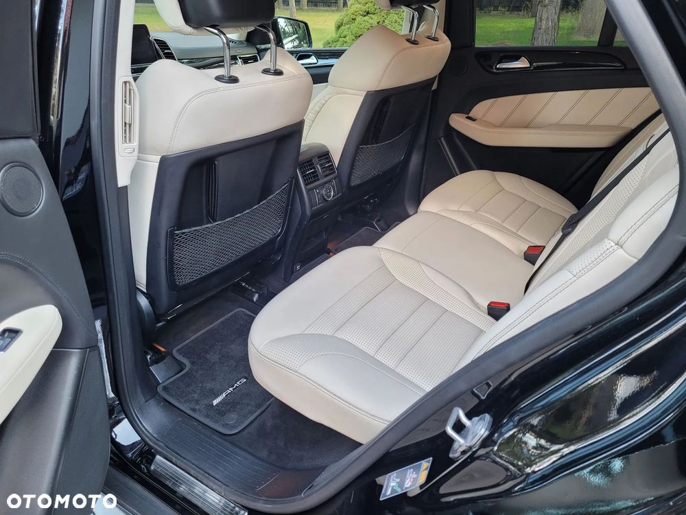 Mercedes-Benz GLE - 28