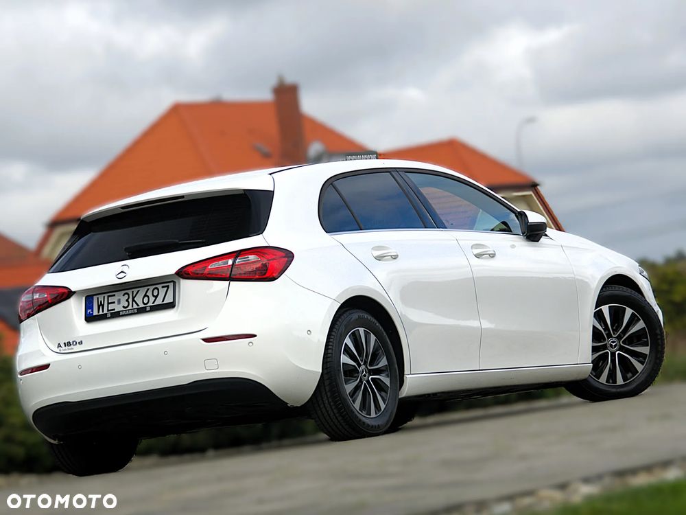 Mercedes-Benz Klasa A 180 d 8G-DCT - 16