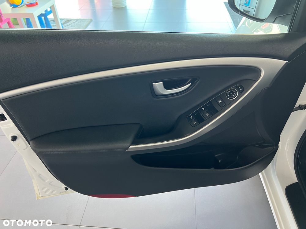 Hyundai i30 - 22