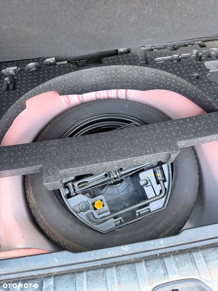 Peugeot 2008 1.2 Pure Tech Active S&S - 16